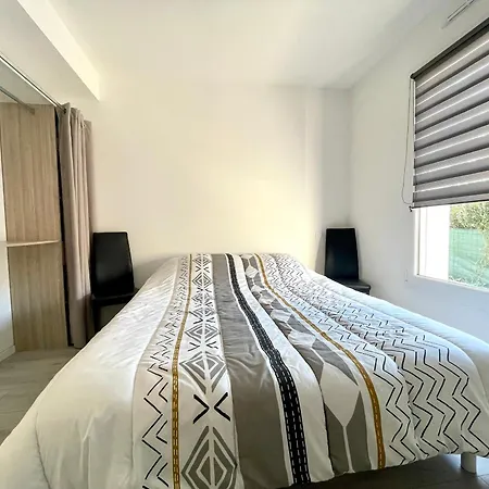 Maison Familiale Recente Avec Jardin, Et Commerces A Pied, 6 Couchages, Wifi, Parking Privatif - Fr-1-231-297 בית נופש
