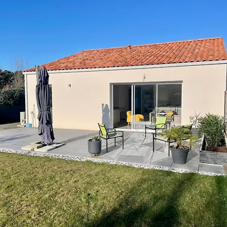 Maison Familiale Recente Avec Jardin, Et Commerces A Pied, 6 Couchages, Wifi, Parking Privatif - Fr-1-231-297 Ferienhaus Brem Sur Mer