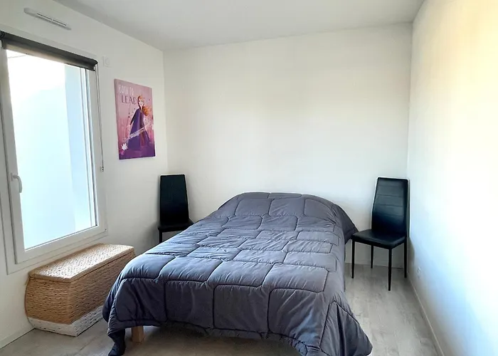 Maison Familiale Récente Avec Jardin, Et Commerces à Pied, 6 Couchages, Wifi, Parking Privatif - Fr-1-231-297 Hébergement de vacances *