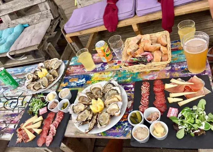 Maison Familiale Récente Avec Jardin, Et Commerces à Pied, 6 Couchages, Wifi, Parking Privatif - Fr-1-231-297 *