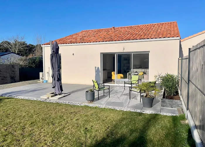 Maison Familiale Récente Avec Jardin, Et Commerces à Pied, 6 Couchages, Wifi, Parking Privatif - Fr-1-231-297 Hébergement de vacances Brem-sur-Mer