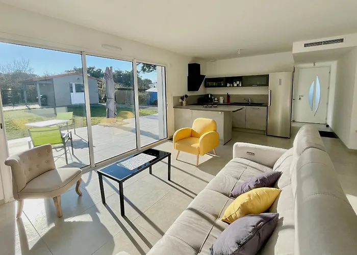 Maison Familiale Récente Avec Jardin, Et Commerces à Pied, 6 Couchages, Wifi, Parking Privatif - Fr-1-231-297 Hébergement de vacances